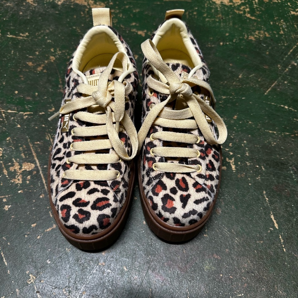 Leopard print Puma size 6.5